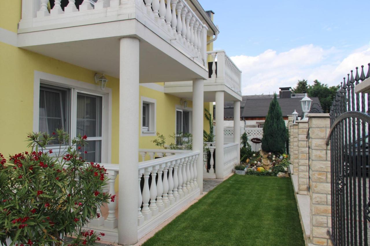 Villa Katharina Руст Экстерьер фото